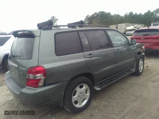 2006 Toyota Highlander w/3rd Row with VIN JTEEP21A960146311, listed as a IAAI auction lot 41531723 with 145,195 mi miles. Bid and sale history available at carsss.com. Image 4.