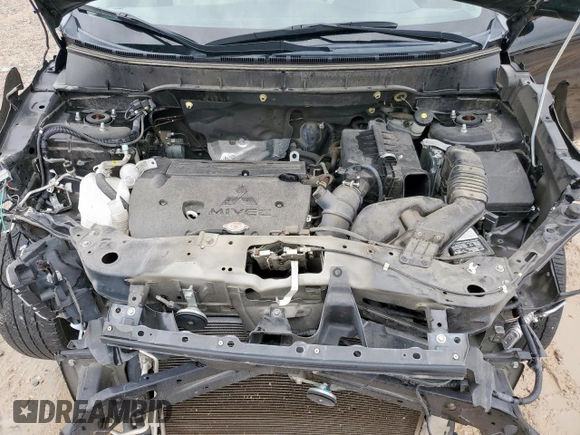 2018 Mitsubishi Outlander ES z VIN JA4AP3AU0JU011300, wystawiony jako Copart lot #59538635 z przebiegiem 73 434 mil mil oraz Szkoda całkowita • Salvage title. Historia ofert i sprzedaży dostępna na DreamBid. Obrazek 11.