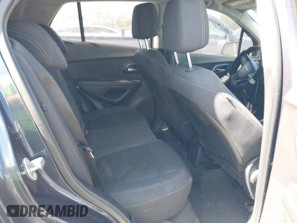 2018 Chevrolet Trax LS with VIN 3GNCJKSB9JL150575, listed as a IAAI auction lot 41693776 with 71,483 mi miles. Bid and sale history available at carsss.com. Image 8.