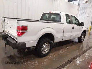 2014 Ford F-150 XL with VIN 1FTEX1EM9EKG35815, listed as a IAAI auction lot 42193682 with 267,087 mi miles and . Bid and sale history available at DreamBid. Image 4.
