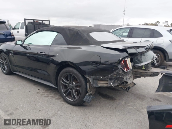 2015 Ford Mustang GT Premium z VIN 1FATP8FF8F5327105, wystawiony jako IAAI lot #42193645 z przebiegiem 105 347 mil mil oraz . Historia ofert i sprzedaży dostępna na DreamBid. Obrazek 3.
