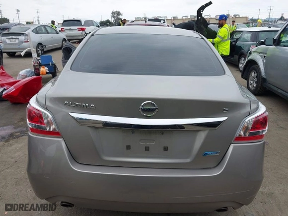 2013 Nissan Altima 2.5 SL with VIN 1N4AL3AP0DN528208, listed as a IAAI auction lot 41895288 with 113,119 mi miles. Bid and sale history available at carsss.com. Image 16.