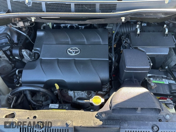 2013 Toyota Sienna XLE with VIN 5TDDK3DC3DS052713, listed as a IAAI auction lot 41451844 with 284,884 mi miles and . Bid and sale history available at DreamBid. Image 10.