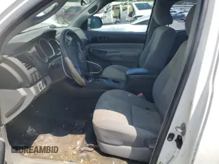 2015 Toyota Tacoma with VIN 5TFTX4CN9FX048636, listed as a Copart auction lot 63438595 with 296,882 mi miles and Salvage title. Bid and sale history available at DreamBid. Image 7.