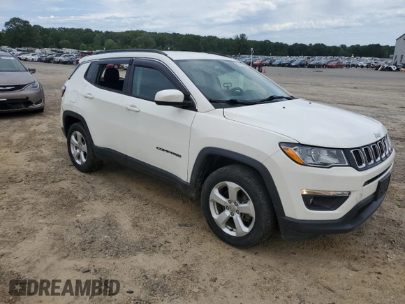 2018 Jeep Compass Altitude with VIN 3C4NJDBBXJT315899, listed as a Copart auction lot 61472665 with Not provided miles and Salvage title. Bid and sale history available at DreamBid. Image 4.