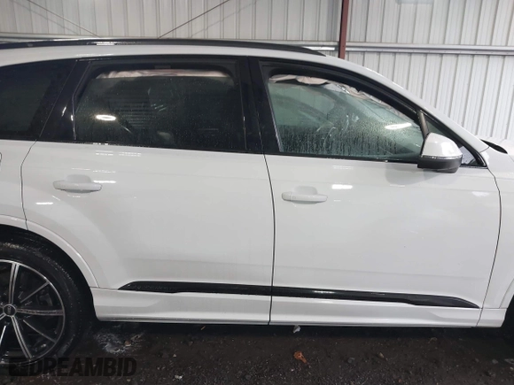 2023 Audi Q7 Premium Plus with VIN WA1LXBF76PD002387, listed as a IAAI auction lot 41307681 with 27,674 mi miles. Bid and sale history available at carsss.com. Image 13.