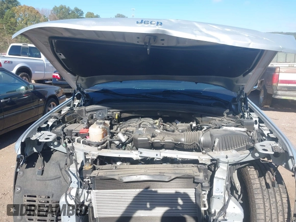 2022 Jeep Grand Cherokee Limited with VIN 1C4RJJBG6N8521334, listed as a IAAI auction lot 40955579 with 62,383 mi miles and . Bid and sale history available at DreamBid. Image 10.