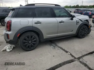 2024 MINI Countryman Cooper S with VIN WMZ83BR08R3R60395, listed as a Copart auction lot 61432835 with 18,142 mi miles and Salvage title. Bid and sale history available at DreamBid. Image 3.