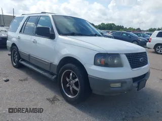 2003 Ford Expedition Special Service with VIN 1FMPU15L33LB55832, listed as a IAAI auction lot 42677567 with 231,018 mi miles and . Bid and sale history available at DreamBid. Image 1.