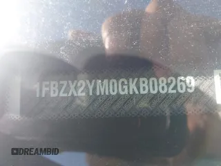 2016 Ford Transit XL z VIN 1FBZX2YM0GKB08269, wystawiony jako IAAI lot #41814059 z przebiegiem 70 556 mil mil oraz . Historia ofert i sprzedaży dostępna na DreamBid. Obrazek 9.