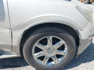 2009 Buick Enclave CXL with VIN 5GAEV23D29J156440, listed as a IAAI auction lot 42035420 with 234,065 mi miles. Bid and sale history available at carsss.com. Image 6.