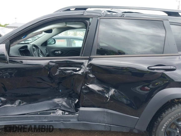 2022 Jeep Cherokee X z VIN 1C4PJMCX0ND552920, wystawiony jako IAAI lot #42436665 z przebiegiem 45 560 mil mil oraz . Historia ofert i sprzedaży dostępna na DreamBid. Obrazek 14.