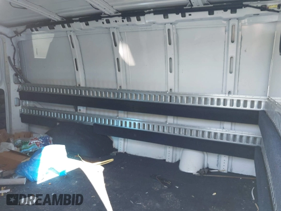 2018 Chevrolet Express Cargo Van with VIN 1GCWGAFP4J1286284, listed as a IAAI auction lot 41640914 with 98,691 mi miles. Bid and sale history available at carsss.com. Image 8.