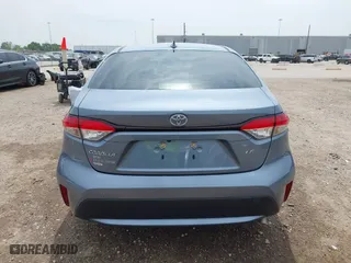 2020 Toyota Corolla LE with VIN JTDEPRAE9LJ115291, listed as a IAAI auction lot 41891753 with 38,665 mi miles. Bid and sale history available at carsss.com. Image 16.