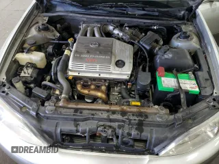 2001 Lexus ES 300 with VIN JT8BF28GX10342284, listed as a Copart auction lot 50075685 with 208,211 mi miles and Salvage Title. Bid and sale history available at DreamBid. Image 11.