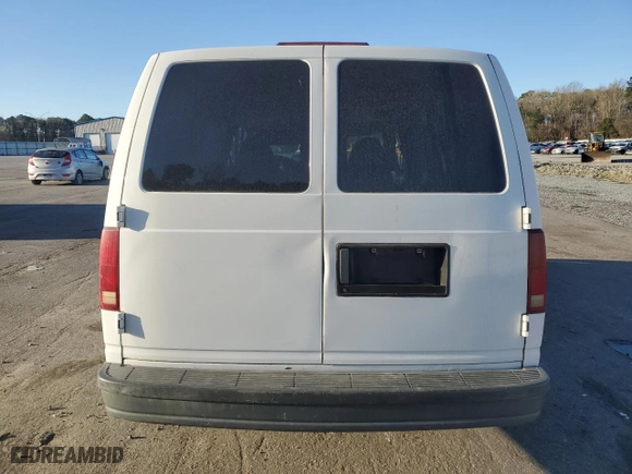 2004 Chevrolet Astro Cargo Van with VIN 1GCDM19X04B108883, listed as a Copart auction lot 50061715 with 0 mi miles and Salvage Title. Bid and sale history available at carsss.com. Image 6.