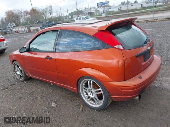 2005 Ford Focus S with VIN 3FAFP31N05R145425, listed as a IAAI auction lot 41964652 with 72,647 mi miles and . Bid and sale history available at carsss.com. Image 3.