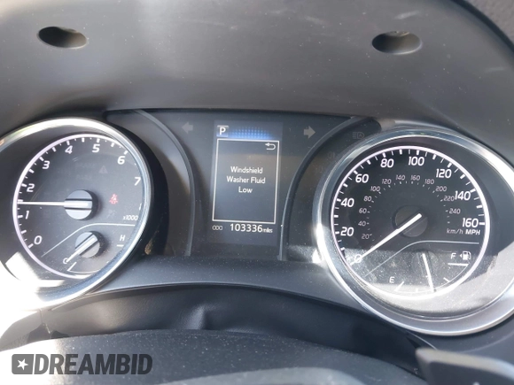 2020 Toyota Camry SE z VIN 4T1G11AKXLU371905, wystawiony jako IAAI lot #41868062 z przebiegiem 103 336 mil mil oraz . Historia ofert i sprzedaży dostępna na DreamBid. Obrazek 7.