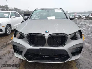 2021 BMW X4 M with VIN 5YMUJ0C01M9F26207, listed as a IAAI auction lot 41502307 with 31,995 mi miles. Bid and sale history available at carsss.com. Image 12.