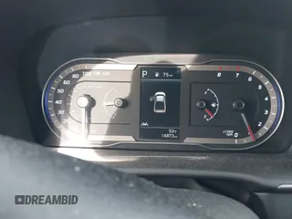 2024 Hyundai Santa Cruz SE z VIN 5NTJADAE5RH088273, wystawiony jako IAAI lot #41563660 z przebiegiem 14 873 mil mil oraz . Historia ofert i sprzedaży dostępna na DreamBid. Obrazek 7.