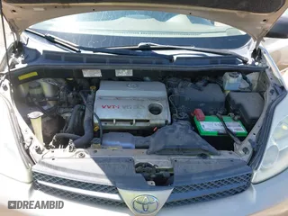 2004 Toyota Sienna CE with VIN 5TDZA23C84S125532, listed as a IAAI auction lot 42021942 with 227,141 mi miles. Bid and sale history available at carsss.com. Image 10.