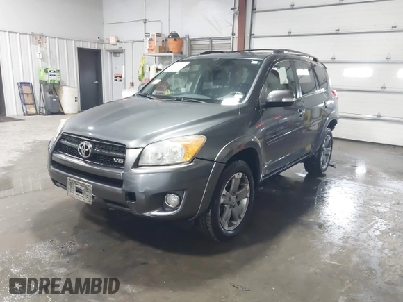 2011 Toyota RAV4 Sport with VIN JTMRK4DV1B5099996, listed as a IAAI auction lot 41237390 with 112,280 mi miles. Bid and sale history available at carsss.com. Image 17.