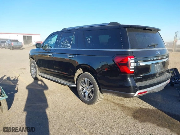 2023 Ford Expedition Max Limited with VIN 1FMJK1K87PEA03414, listed as a IAAI auction lot 41359615 with NaN miles. Bid and sale history available at carsss.com. Image 3.