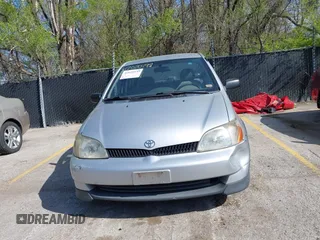 2000 Toyota ECHO z VIN JTDBT1239Y0085753, wystawiony jako IAAI lot #42020192 z przebiegiem 198 018 mil mil oraz . Historia ofert i sprzedaży dostępna na DreamBid. Obrazek 6.