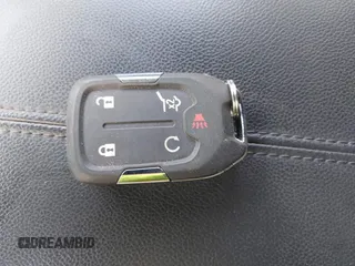 2022 GMC Terrain SLE z VIN 3GKALMEV2NL210055, wystawiony jako IAAI lot #42024177 z przebiegiem 62 391 mil mil oraz . Historia ofert i sprzedaży dostępna na DreamBid. Obrazek 11.