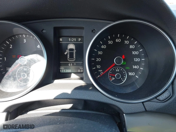 2011 Volkswagen Golf TDI with VIN WVWDM7AJ8BW249524, listed as a IAAI auction lot 41756165 with 171,300 mi miles. Bid and sale history available at carsss.com. Image 7.