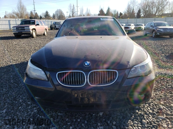 2007 BMW 5 Series 530xi with VIN WBANF73537CY16551, listed as a Copart auction lot 42443745 with 129,104 mi miles and Salvage Title. Bid and sale history available at carsss.com. Image 5.