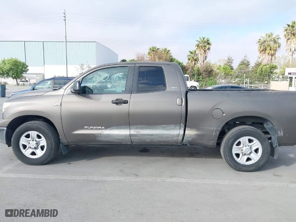 2007 Toyota Tundra SR5 with VIN 5TFRT54137X007329, listed as a IAAI auction lot 42067898 with 365,506 mi miles. Bid and sale history available at carsss.com. Image 14.