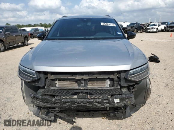 2022 Volkswagen Tiguan SE R-Line Black with VIN 3VVCB7AX6NM140264, listed as a Copart auction lot 55124815 with 28,340 mi miles and Salvage title. Bid and sale history available at DreamBid. Image 5.
