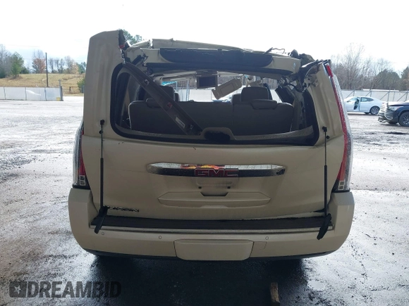 2015 GMC Yukon SLT with VIN 1GKS2BKC6FR612606, listed as a IAAI auction lot 41096580 with Not Provided miles and . Bid and sale history available at DreamBid. Image 17.