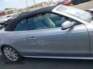 2015 Audi A5 Premium Plus z VIN WAUMFAFH6FN006946, wystawiony jako IAAI lot #42188356 z przebiegiem 147 402 mil mil oraz . Historia ofert i sprzedaży dostępna na DreamBid. Obrazek 14.