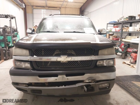 2005 Chevrolet Avalanche LS with VIN 3GNEC12Z45G296522, listed as a IAAI auction lot 41380309 with 245,380 mi miles. Bid and sale history available at carsss.com. Image 6.