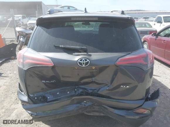2018 Toyota RAV4 XLE with VIN JTMWFREV4JD127944, listed as a IAAI auction lot 41799402 with 65,580 mi miles. Bid and sale history available at carsss.com. Image 17.