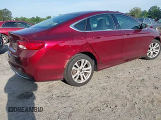2015 Chrysler 200 Limited z VIN 1C3CCCAB0FN535755, wystawiony jako IAAI lot #42240219 z przebiegiem 319 693 mil mil oraz . Historia ofert i sprzedaży dostępna na DreamBid. Obrazek 4.