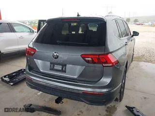2022 Volkswagen Tiguan SE with VIN 3VV3B7AX0NM159344, listed as a IAAI auction lot 40788371 with 29,938 mi miles. Bid and sale history available at carsss.com. Image 4.