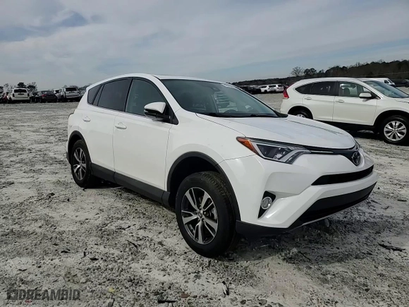 2018 Toyota RAV4 XLE with VIN 2T3WFREV8JW475121, listed as a Copart auction lot 45750735 with 68,909 mi miles and Salvage Title. Bid and sale history available at carsss.com. Image 11.