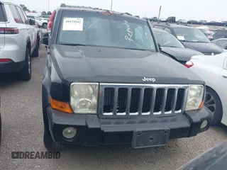 2008 Jeep Commander Sport with VIN 1J8HG48K18C114216, listed as a IAAI auction lot 39373542 with 168,064 mi miles. Bid and sale history available at carsss.com. Image 6.