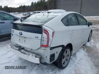 2013 Toyota Prius One with VIN JTDKN3DU0D5597099, listed as a IAAI auction lot 41600229 with 77,937 mi miles. Bid and sale history available at carsss.com. Image 4.