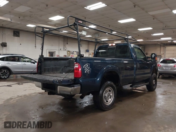 2016 Ford F-350 XL with VIN 1FTBF3B62GED47952, listed as a IAAI auction lot 41850391 with 164,249 mi miles and . Bid and sale history available at DreamBid. Image 4.