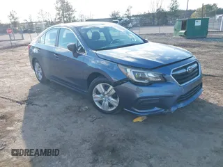 2018 Subaru Legacy z VIN 4S3BNAA63J3046506, wystawiony jako IAAI lot #41235637 z przebiegiem 121 353 mil mil oraz . Historia ofert i sprzedaży dostępna na DreamBid. Obrazek 1.