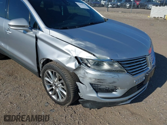 2016 Lincoln MKC Reserve z VIN 5LMCJ3C94GUJ24290, wystawiony jako IAAI lot #42264113 z przebiegiem 132 117 mil mil oraz . Historia ofert i sprzedaży dostępna na DreamBid. Obrazek 6.