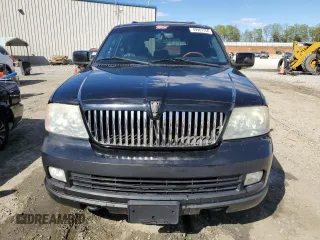 2006 Lincoln Navigator Luxury with VIN 5LMFU28536LJ25620, listed as a Copart auction lot 49981754 with 196,801 mi miles and Clean Title. Bid and sale history available at carsss.com. Image 5.