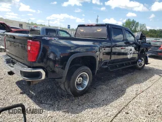 2021 Chevrolet Silverado 3500HD LT with VIN 1GC4YTEY0MF230103, listed as a Copart auction lot 67789104 with 56,269 mi miles and Salvage Title. Bid and sale history available at carsss.com. Image 3.