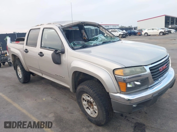 2005 GMC Canyon 1SE SLE Z71 with VIN 1GTDS136058111643, listed as a IAAI auction lot 41777038 with 454,169 mi miles. Bid and sale history available at carsss.com. Image 1.