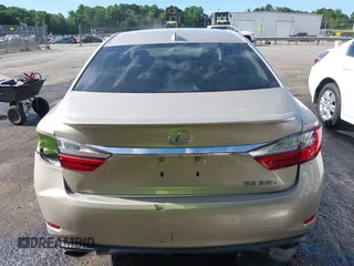 2018 Lexus ES 350 with VIN 58ABK1GG5JU111640, listed as a IAAI auction lot 42332152 with 83,757 mi miles and . Bid and sale history available at DreamBid. Image 16.