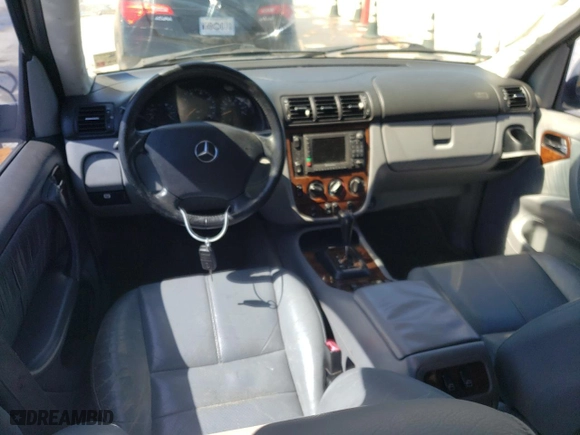 2000 Mercedes-Benz M-Class with VIN 4JGAB54E7YA151114, listed as a Copart auction lot 50175395 with 166,093 mi miles and Salvage Title. Bid and sale history available at carsss.com. Image 8.